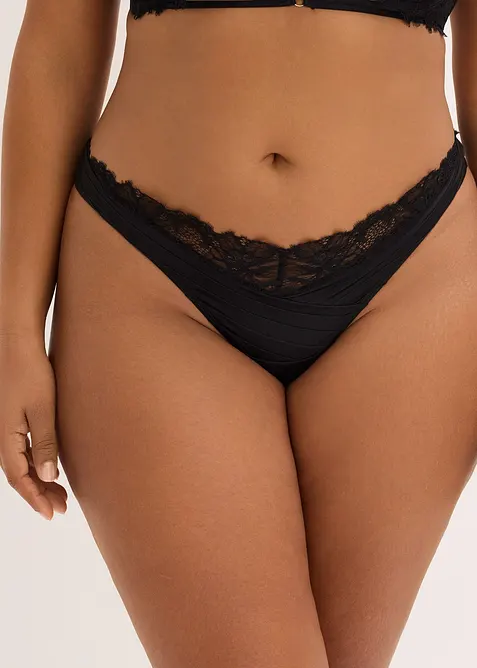 Stringtruse med s&oslash;ml&oslash;st bakstykke, bonprix