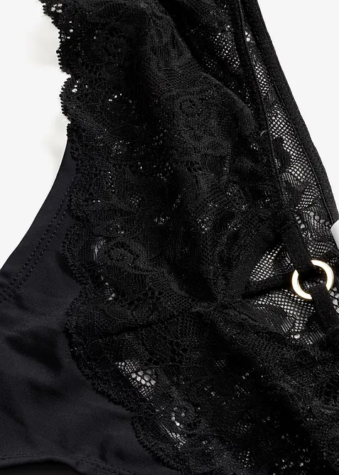 Stringtruse med h&oslash;y midje og blomsterblonder, bonprix