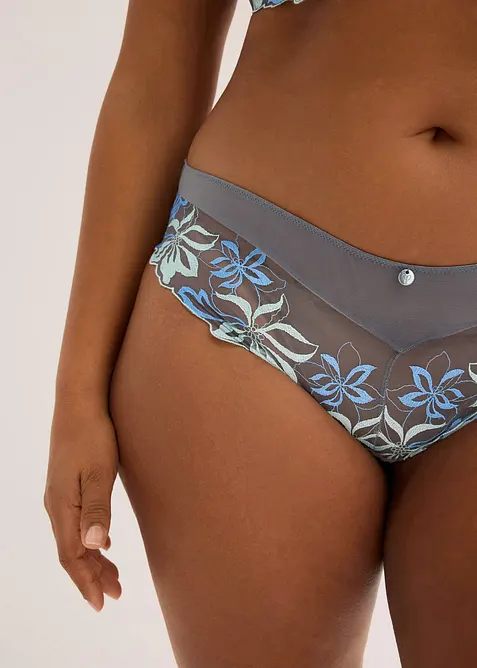 Hipstertruse med nydelige broderier, bonprix