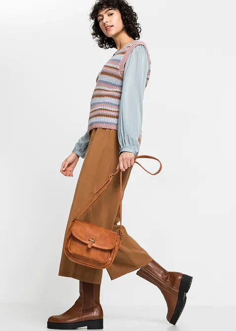 Liten skulderveske med spennedetalj, bonprix