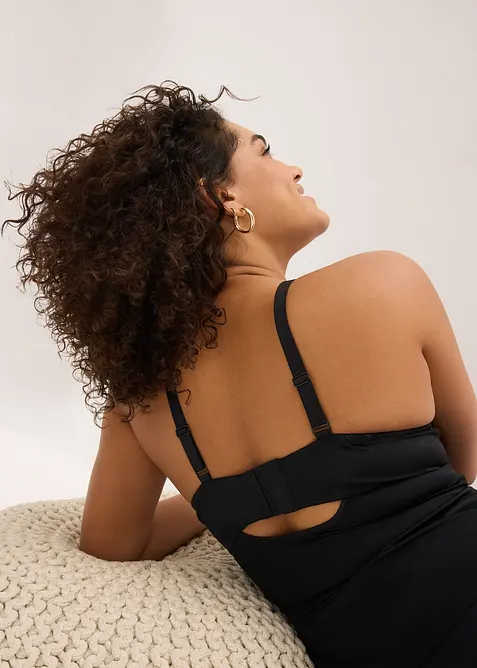 Shape BH-topp med vatterte cuper og blonder, middels formende, bonprix