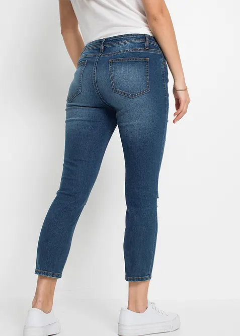 En kortere destroyed-jeans, bonprix