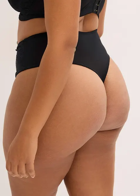 Stringtruse med h&oslash;y midje og nydelige blonder, bonprix