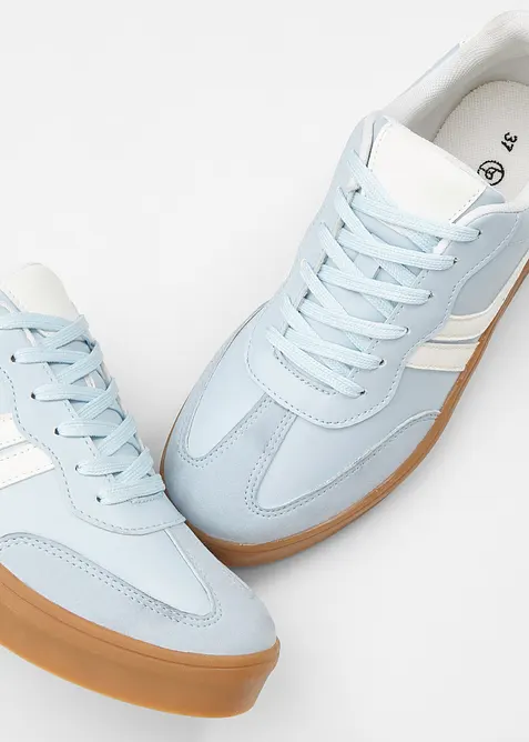 Plat&aring;sneakers i retrostil, bonprix