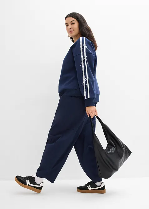 Oversized sweatshirt i myk bomullsmiks, bonprix