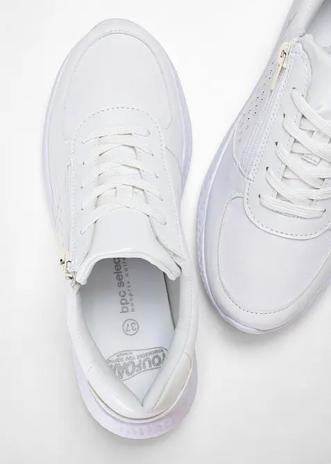 Sneakers med glitterstener, bonprix