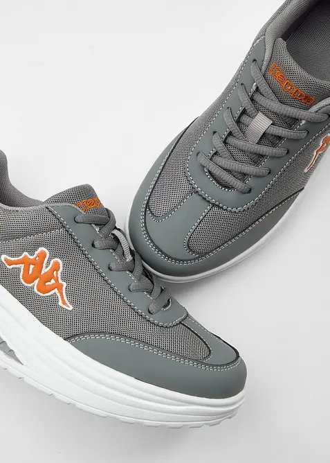 Plat&aring;sneakers med lett s&aring;le fra Kappa, Kappa
