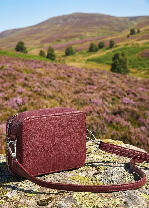 Mini-skulderveske med avtagbar skulderrem, bonprix