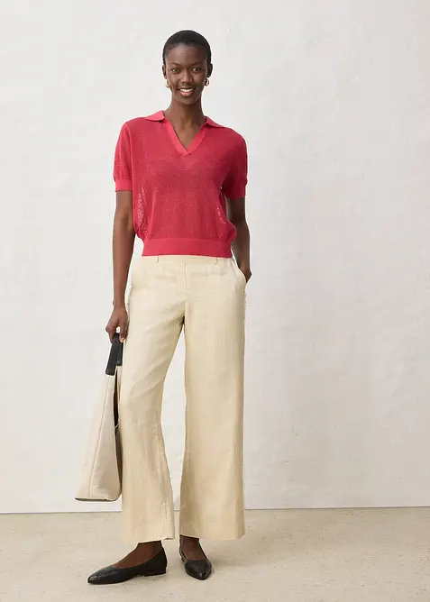 Strikket topp med lin, krage og hullm&oslash;nster, bonprix