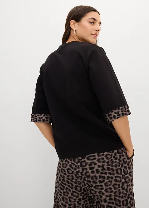 Sweatshirt i bomullsmiks med leopardm&oslash;nster p&aring; ermekanten, bonprix
