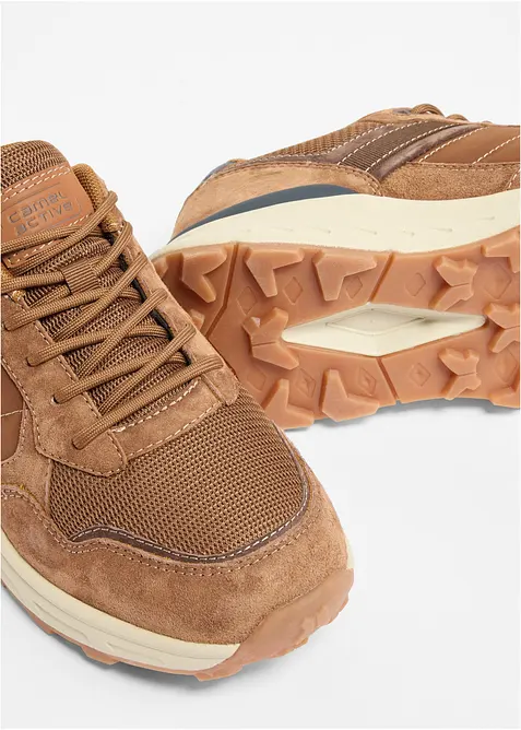 Sneakers i semsket skinn fra Camel Active, Camel Active