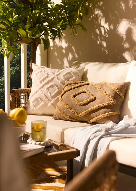 Pyntepute med relieffm&oslash;nster, bonprix