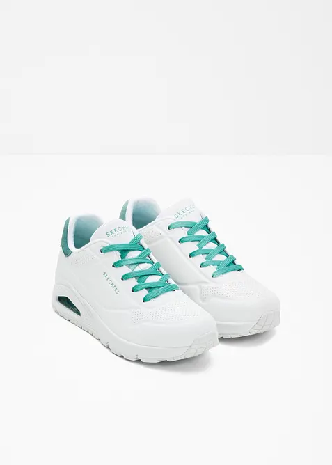 Sneakers med memoryskum fra Skechers, Skechers