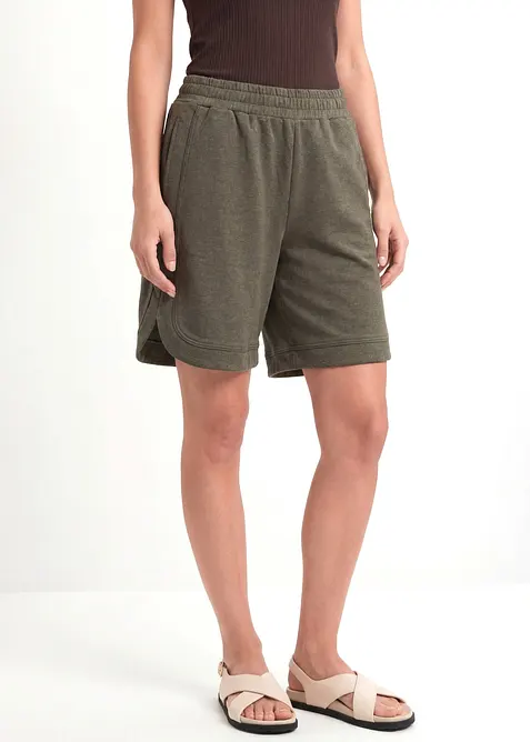 Vid sweatshorts i bomullsblanding, bonprix