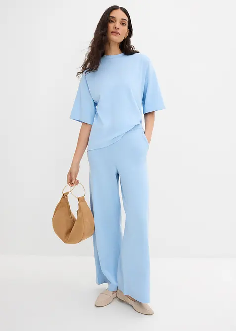 Oversized topp i 100% &oslash;kologisk bomull med asymmetrisk fald, bonprix