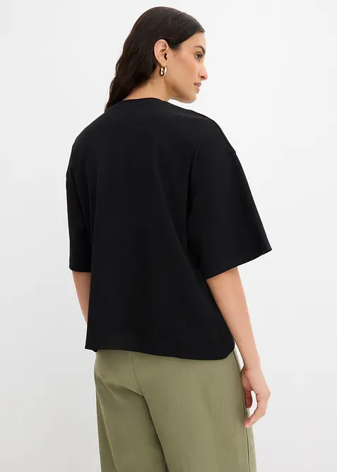 Oversized topp i 100% &oslash;kologisk bomull med asymmetrisk fald, bonprix