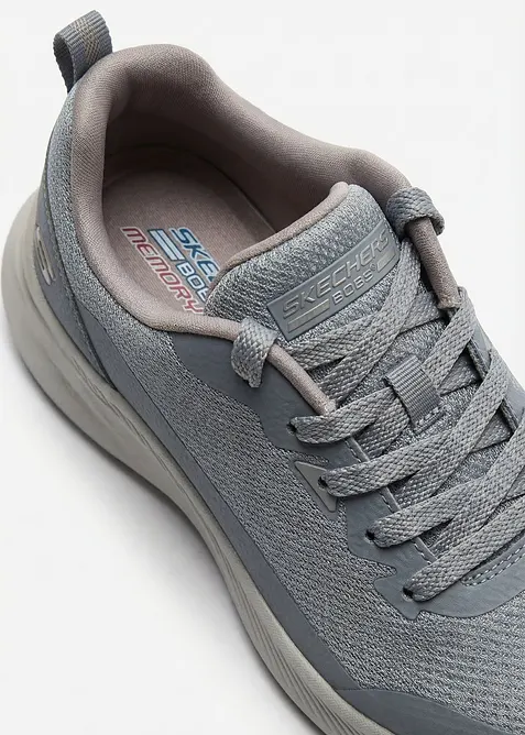 Sneakers med memoryskum fra Skechers, Skechers