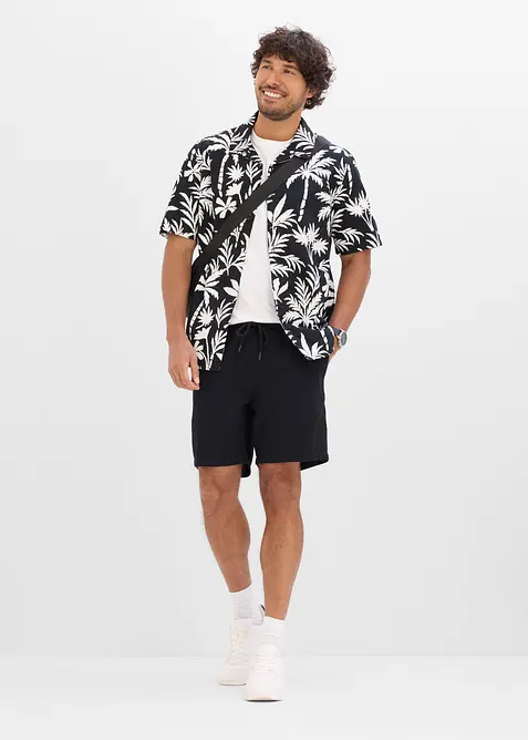 Shorts med stretchlinning i Relaxed Fit, bonprix