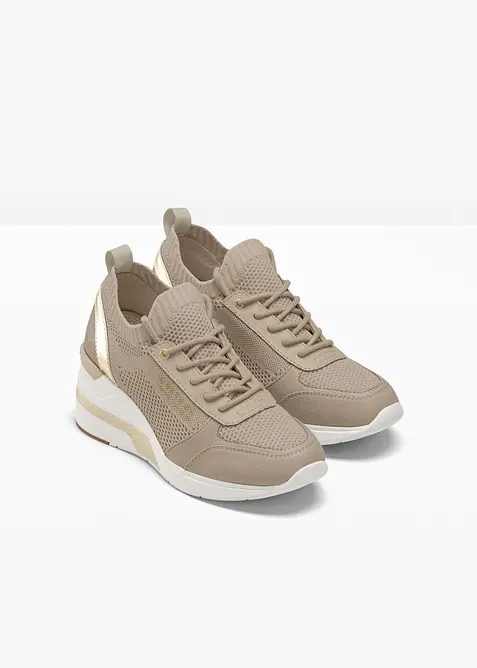 Kilesneakers fra Mustang, Mustang