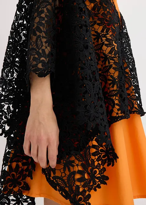 Poncho med blonder i heklet stil, bonprix
