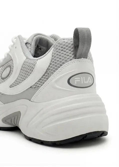 Chunky sneakers med lett s&aring;le fra Fila, FILA
