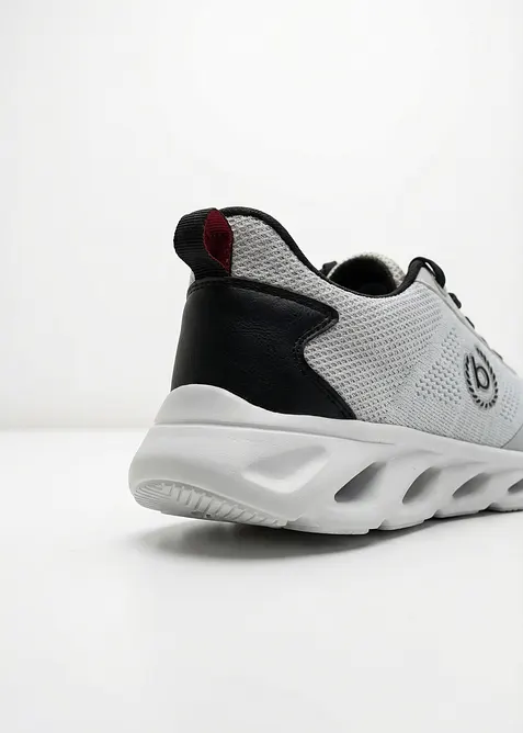 Sneakers fra Bugatti med lett s&aring;le, Bugatti