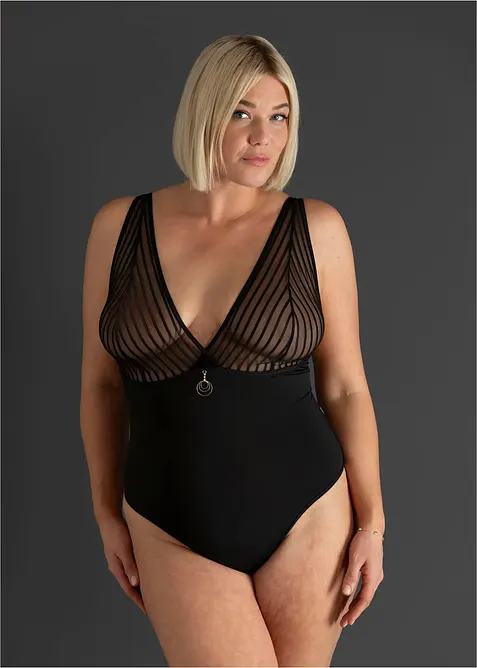 Stringbody med fransk &aring;pning, bonprix