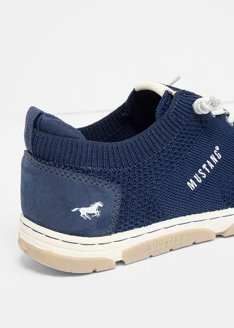 Barfot-sneakers fra Mustang med fleksibel s&aring;le, Mustang