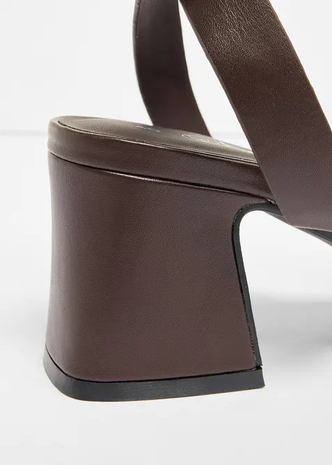 Sandaler med blokkh&aelig;l, bonprix