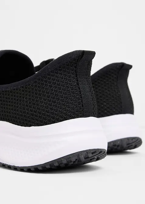 Behagelige sneakers i softmateriale, bonprix