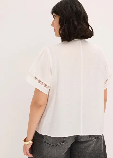 Kortermet bluse med innfelte blonder, bonprix