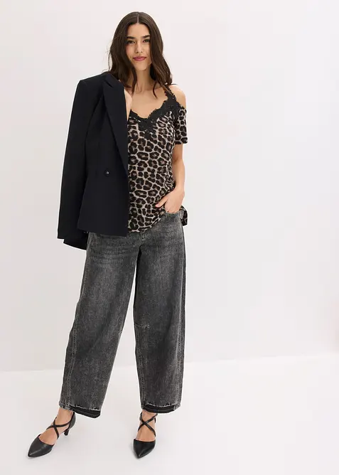 Cold shoulder-topp med blonder, bonprix