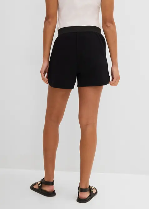 Sweatshorts med avrundet nederkant, bonprix