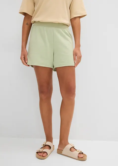 Sweatshorts med avrundet nederkant, bonprix