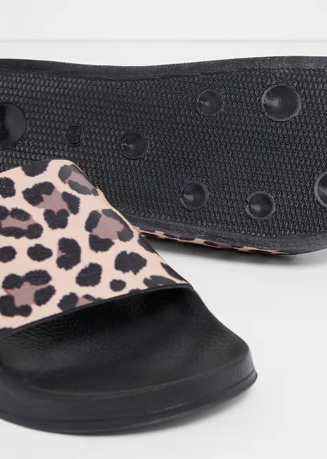 Slip-in sandaler med dyrem&oslash;nster, bonprix