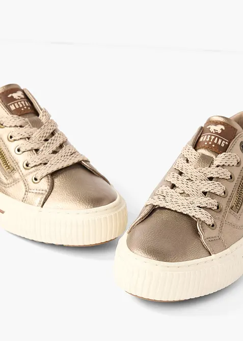 Sneakers med glidel&aring;s fra Mustang, Mustang