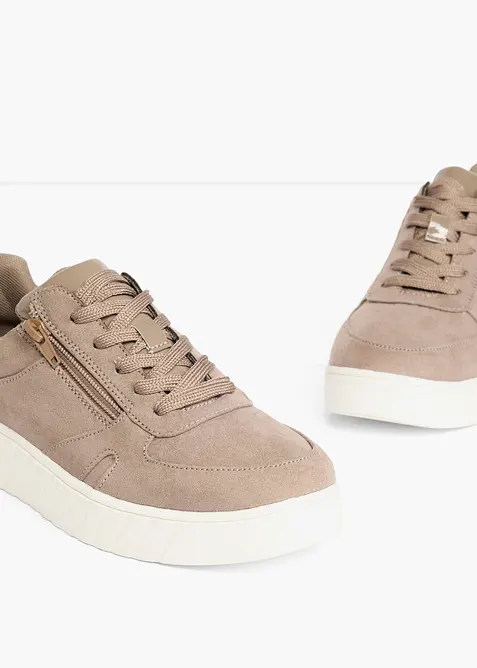 Sneakers med polstret inners&aring;le, bonprix