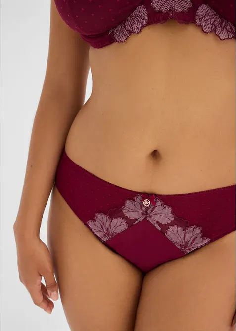 Truse med nydelig broderi, bonprix
