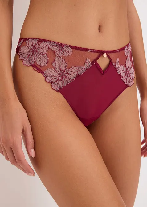 Stringtruse med nydelig broderi, bonprix