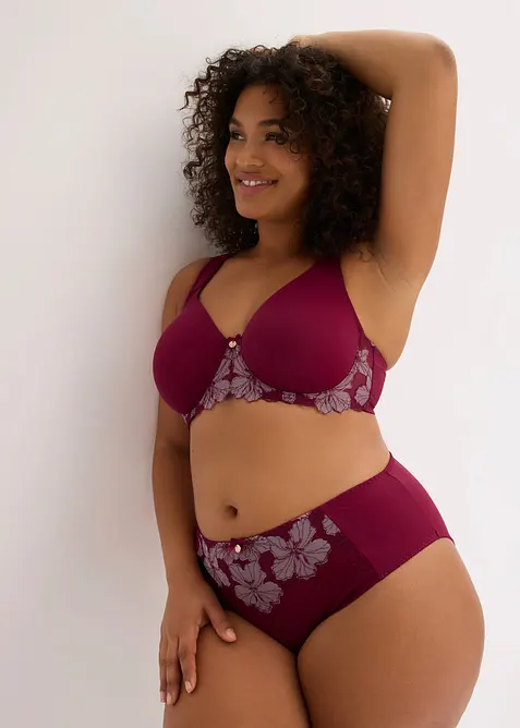 High waist truse med nydelig broderi, bonprix