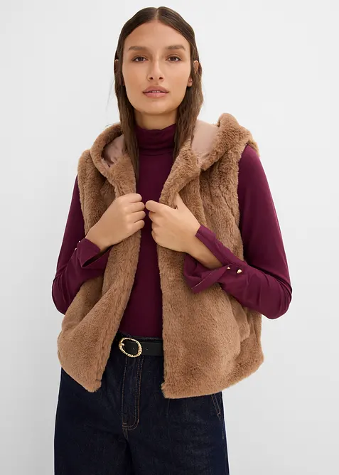 Fuskepelsvest med stikklommer, bonprix