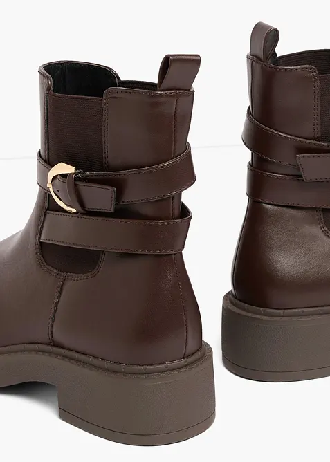 Chelseaboots med spenne, bonprix
