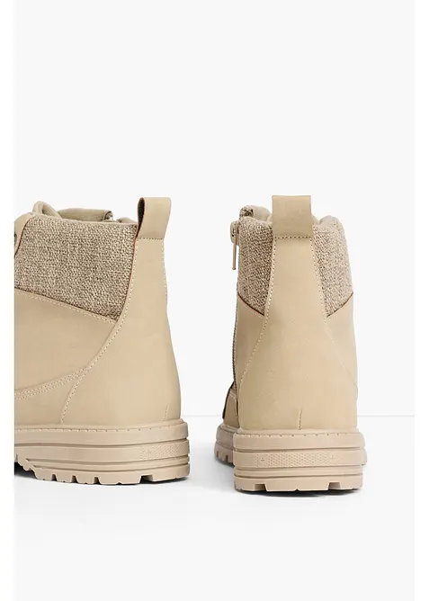 Sn&oslash;reboots med profilert s&aring;le, bonprix