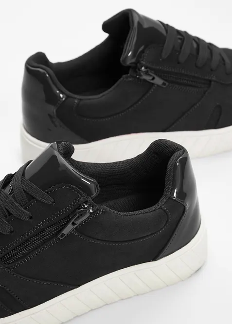 Sneakers med polstret inners&aring;le, bonprix