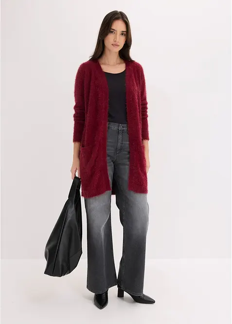 Lang strikkejakke i  fluffy stil, bonprix