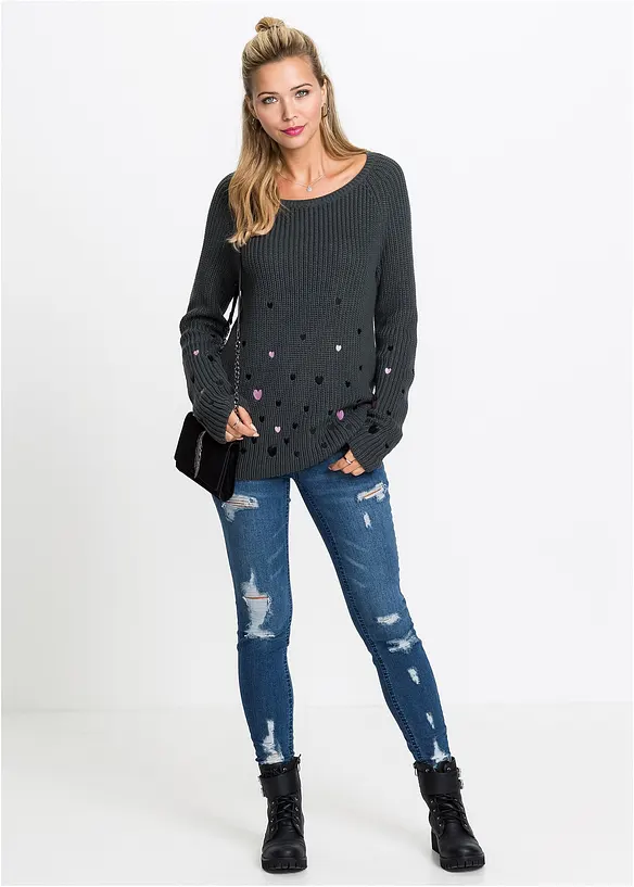 Genser med broderi, bonprix
