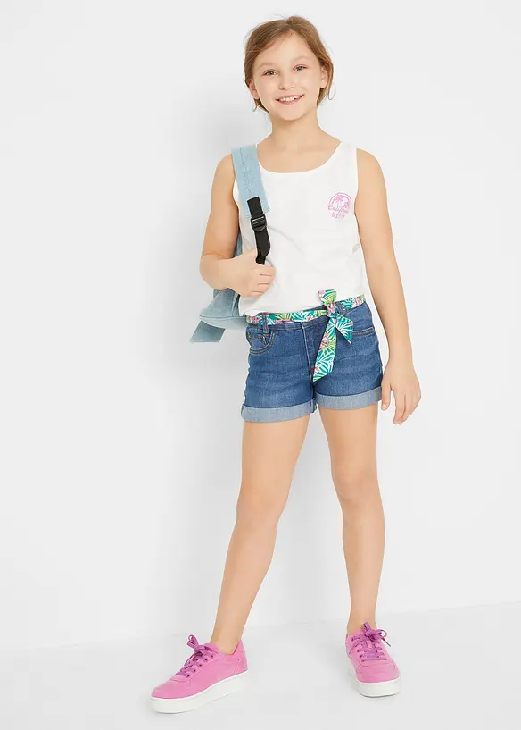 Stretch jeansshorts med belte, bonprix