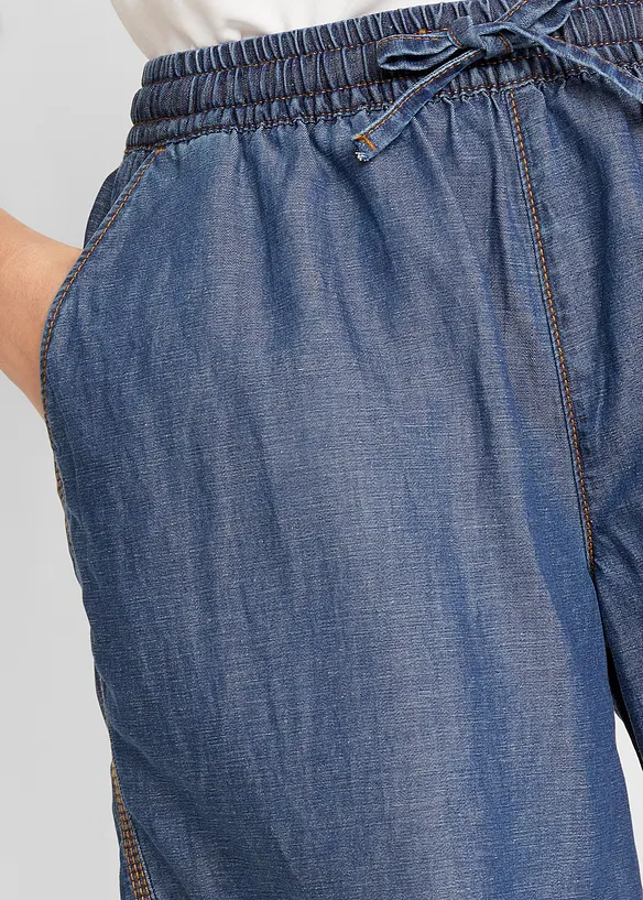 Lett denimshorts med lin, bonprix