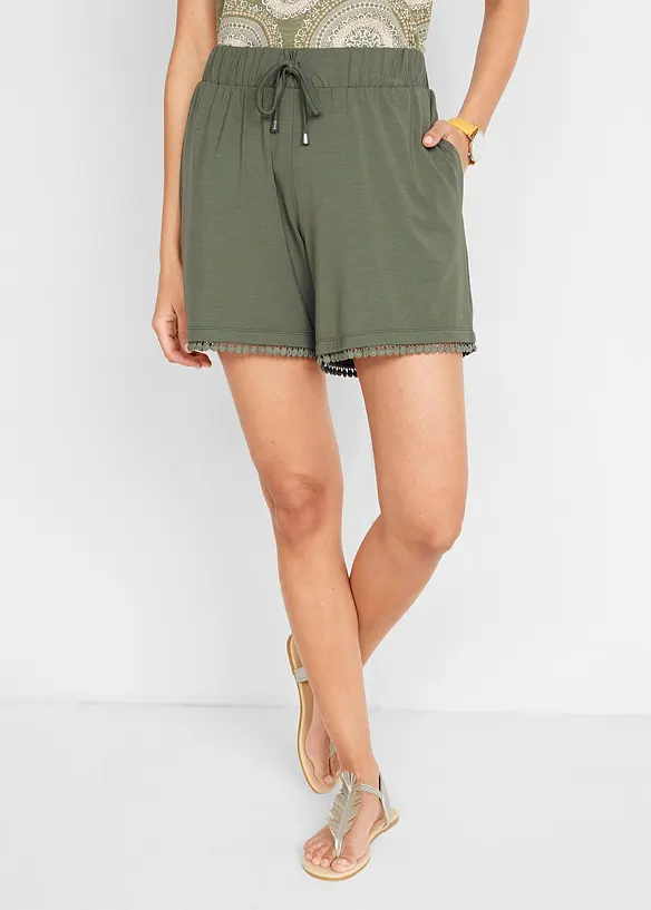 Jerseyshorts i viskosemiks med komfortlinning og blonder, bonprix