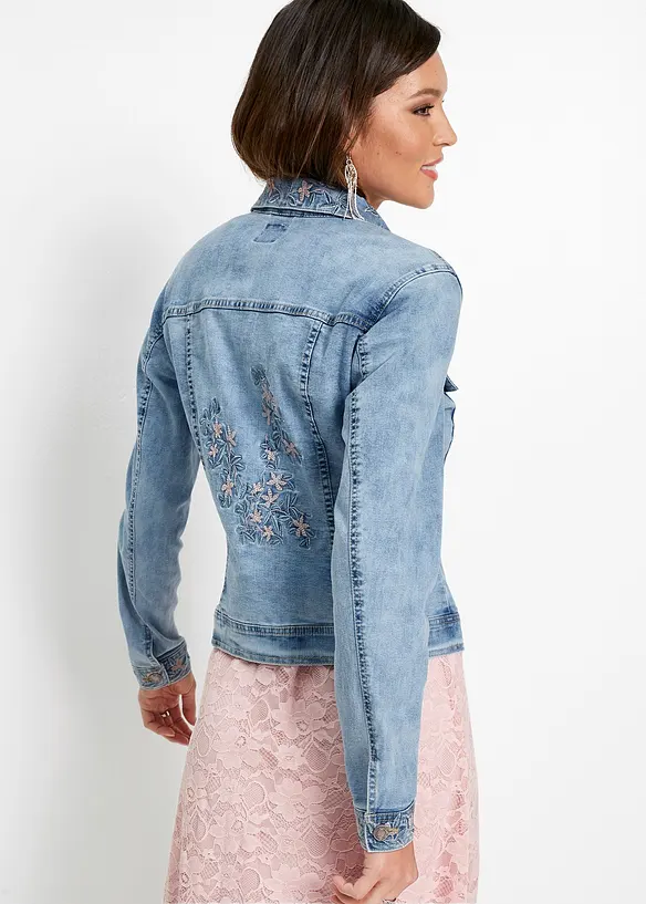 Jeansjakke med broderi, bonprix